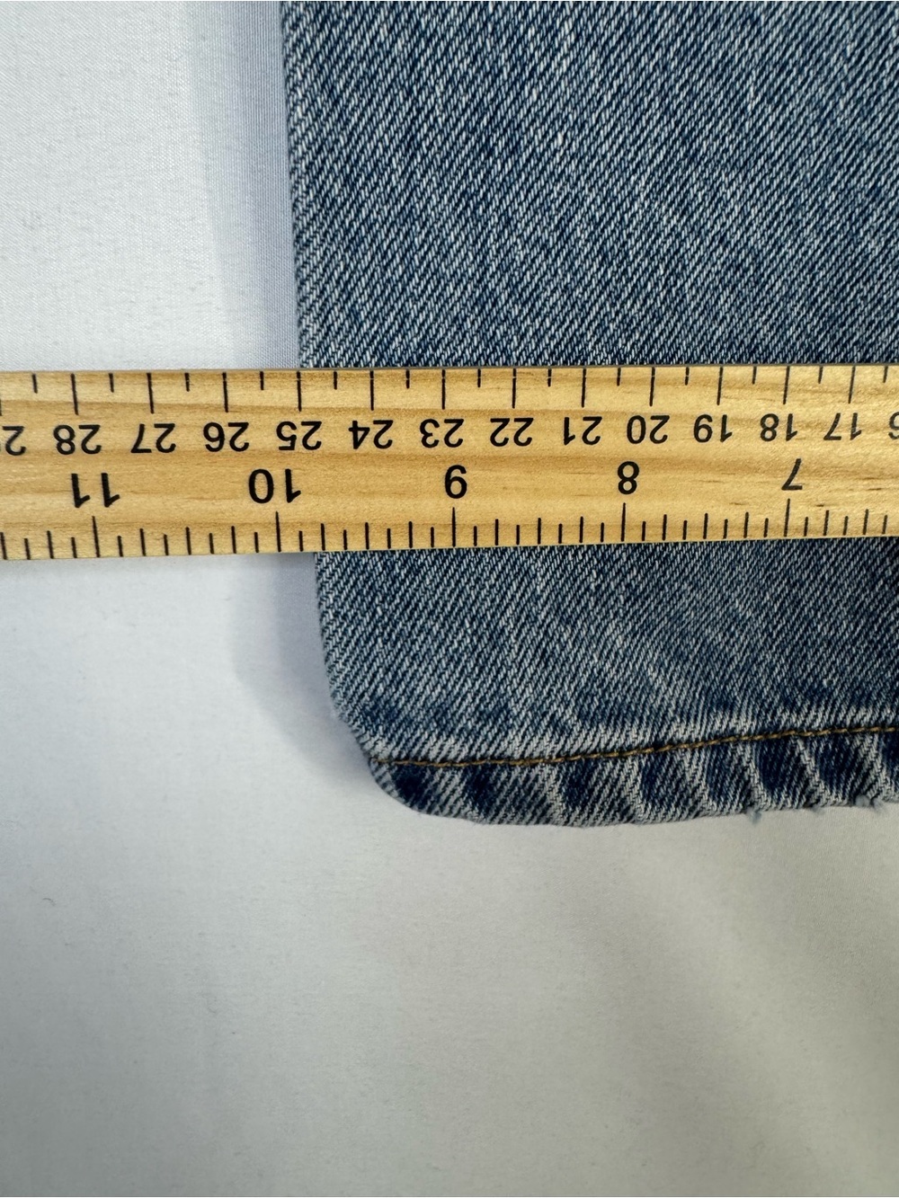 Levi's Light Blue Wide-Leg Low-Rise Jeans - Picture 10 of 10